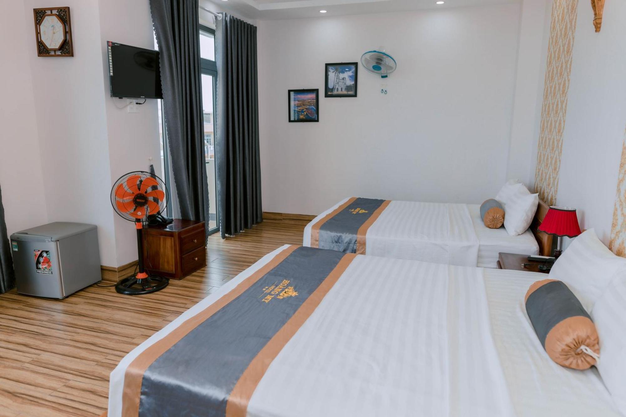 Hotel Khach San Hoang My Tuy Hoa Exterior foto