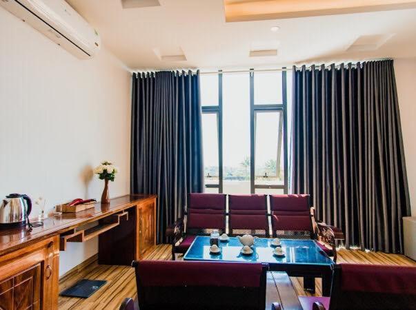 Hotel Khach San Hoang My Tuy Hoa Exterior foto